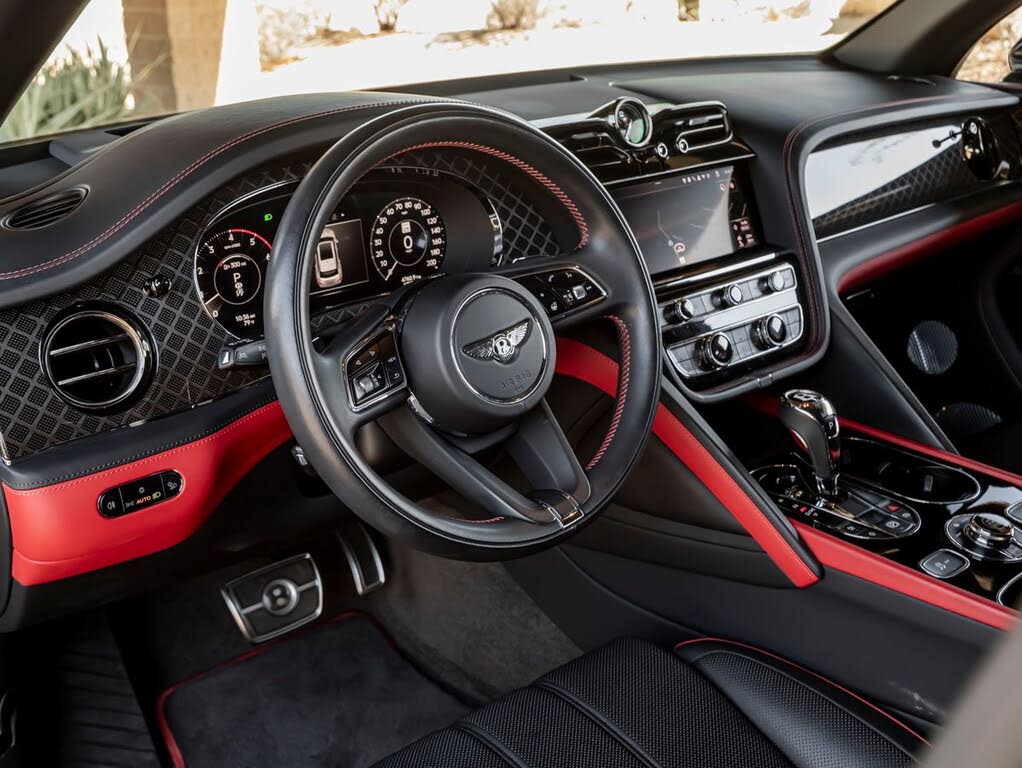 2025 Bentley Bentayga S Black Edition AWD photo 18