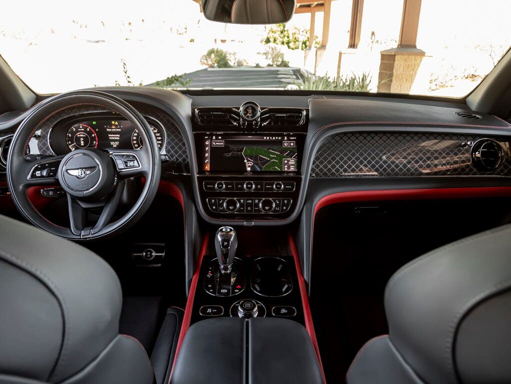 2025 Bentley Bentayga S Black Edition AWD photo 4