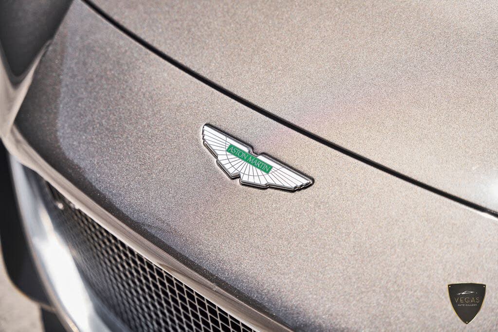 2021 Aston Martin Vantage Coupe RWD photo 11