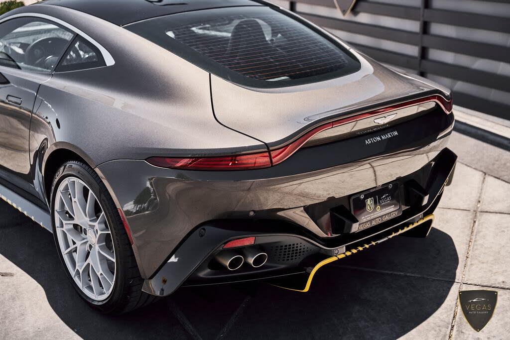 2021 Aston Martin Vantage Coupe RWD photo 15