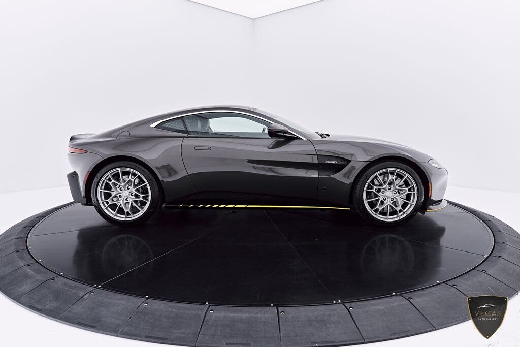 2021 Aston Martin Vantage Coupe RWD photo 24