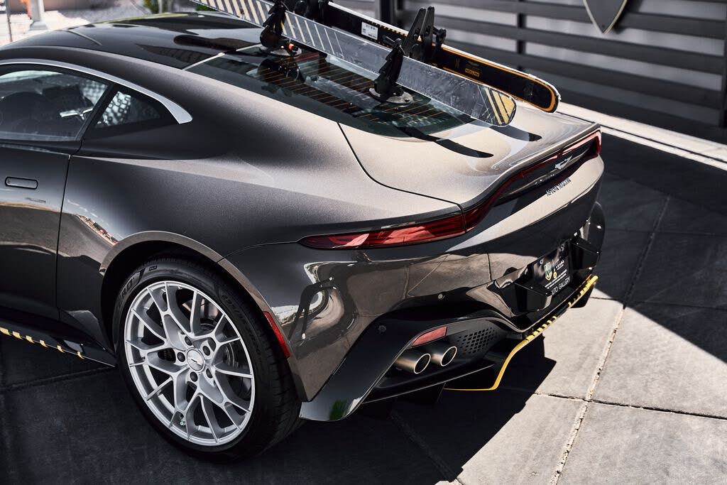 2021 Aston Martin Vantage Coupe RWD photo 7