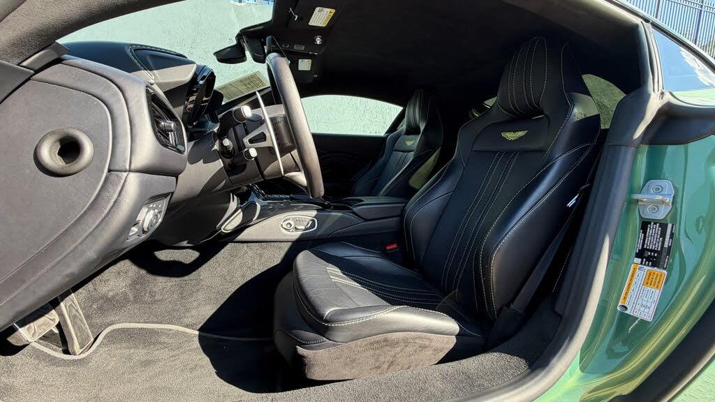 2023 Aston Martin Vantage V8 Coupe RWD photo 12