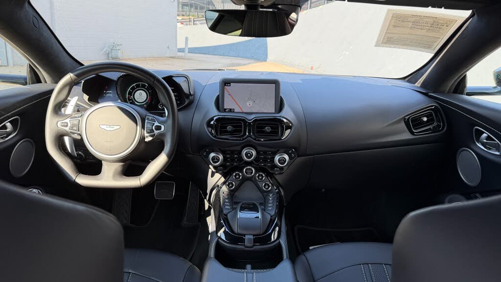 2023 Aston Martin Vantage V8 Coupe RWD photo 10