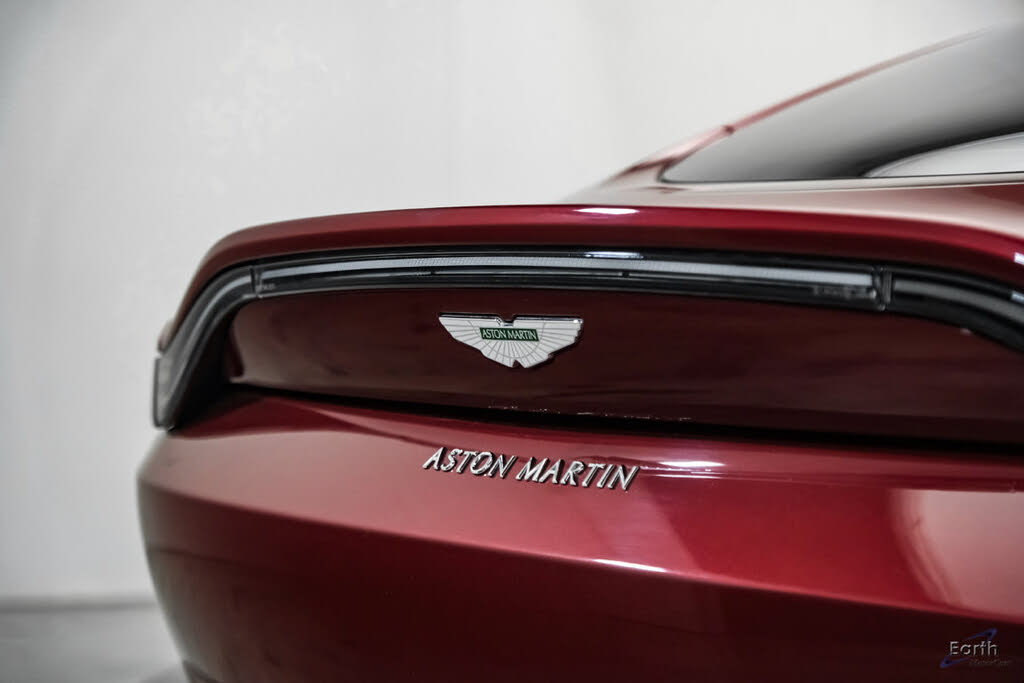 2020 Aston Martin Vantage RWD photo 19