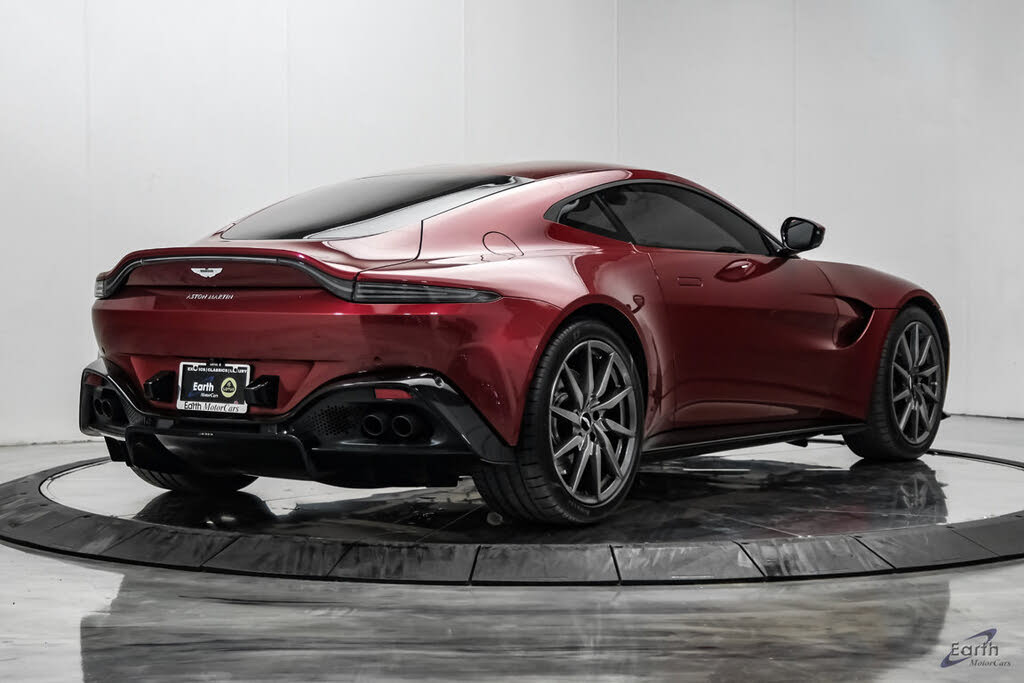 2020 Aston Martin Vantage RWD photo 20