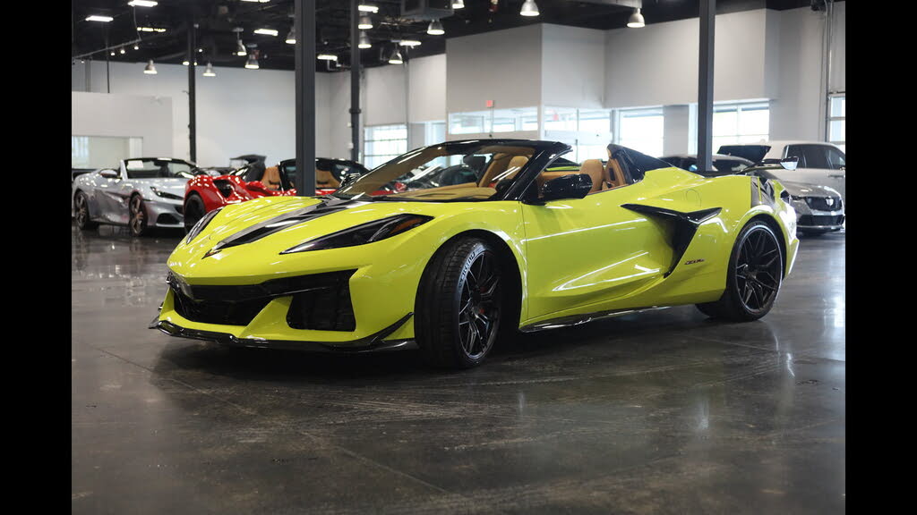 2023 Chevrolet Corvette Z06 3LZ Convertible RWD photo 4