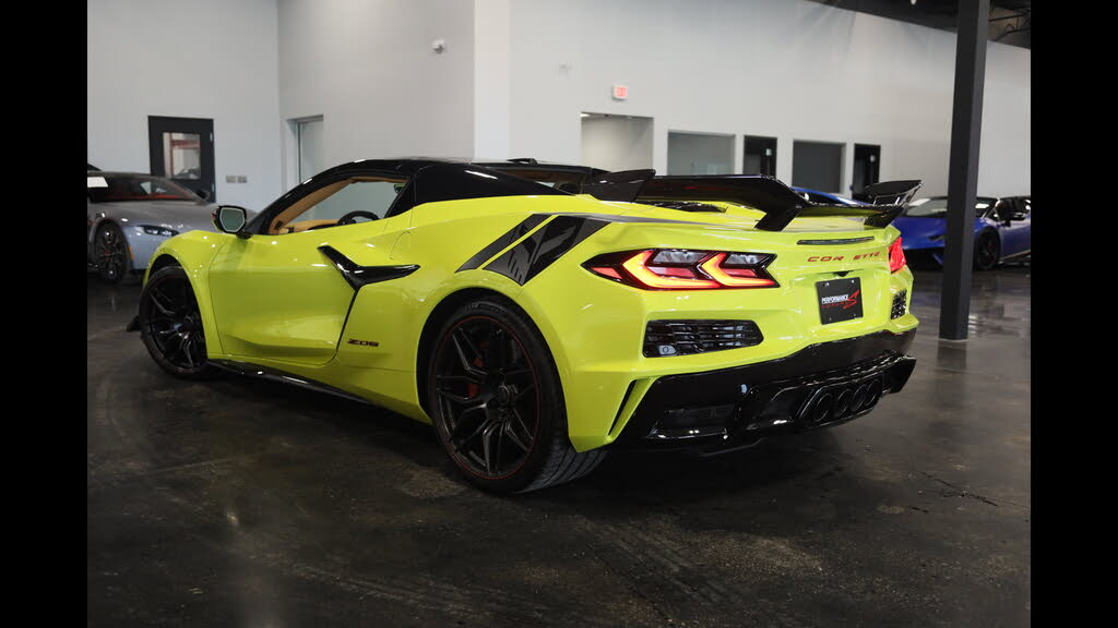 2023 Chevrolet Corvette Z06 3LZ Convertible RWD photo 6