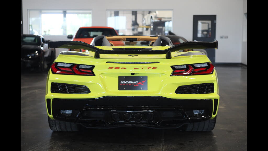 2023 Chevrolet Corvette Z06 3LZ Convertible RWD photo 7