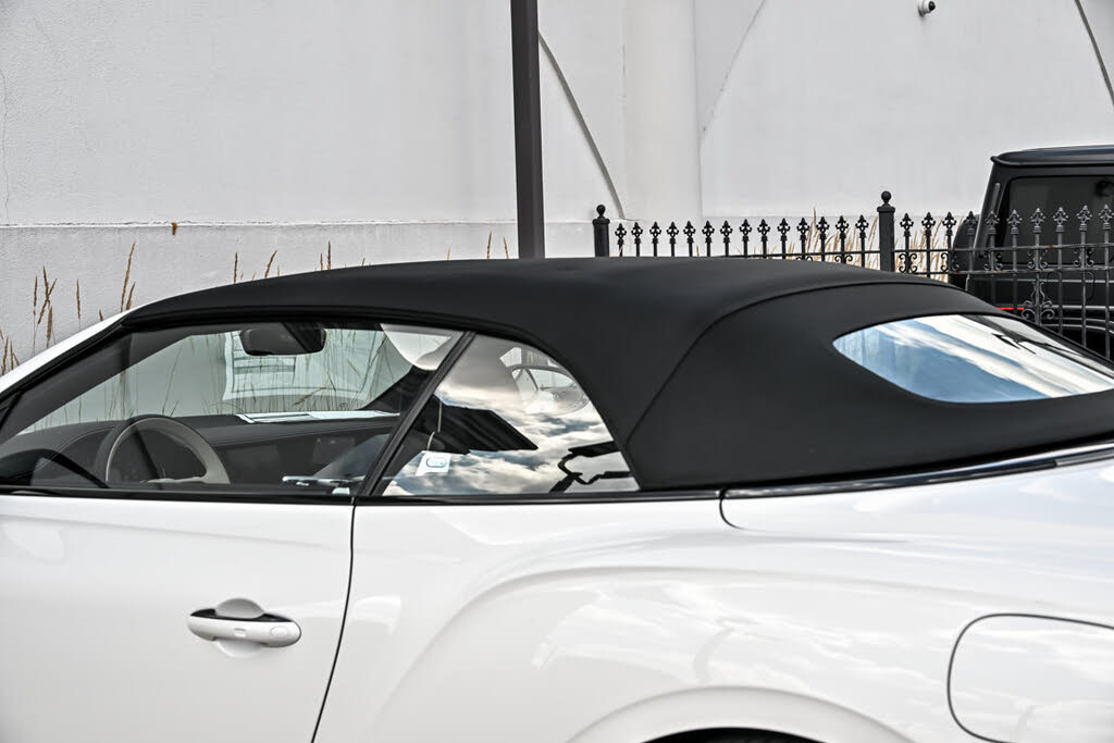 2026 Bentley Continental GTC AWD photo 19