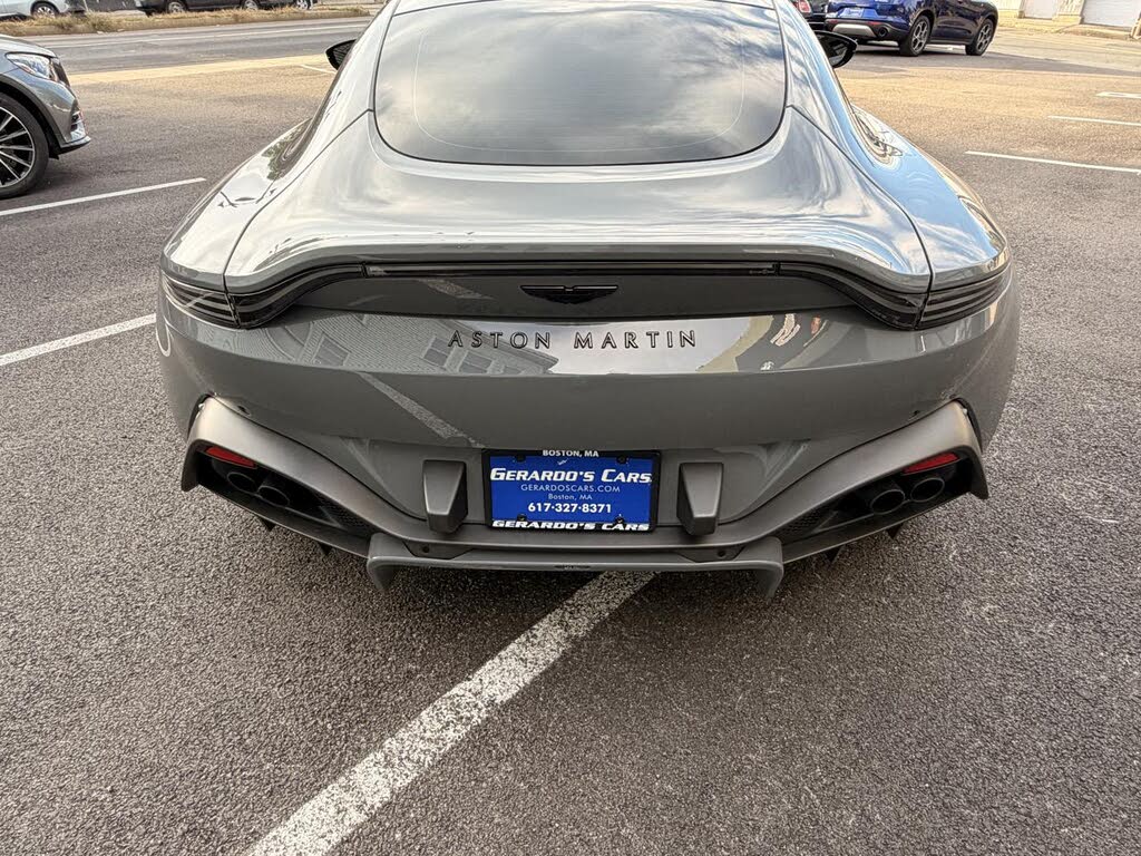 2022 Aston Martin Vantage Coupe RWD photo 11