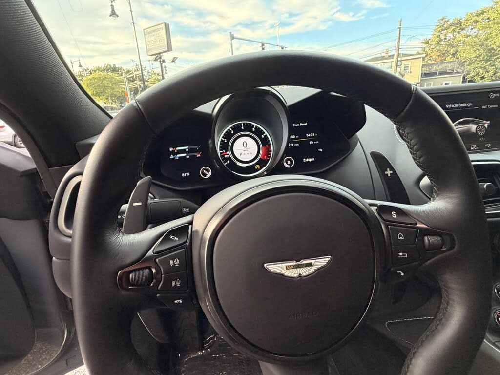 2022 Aston Martin Vantage Coupe RWD photo 24