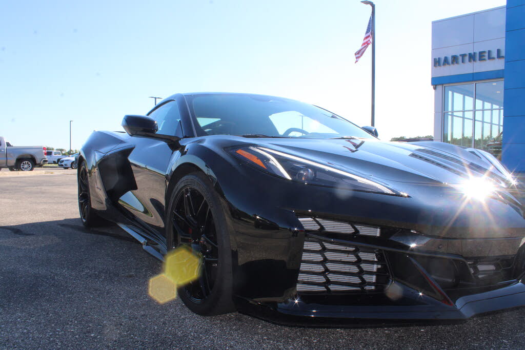 2024 Chevrolet Corvette Z06 3LZ Coupe RWD photo 4