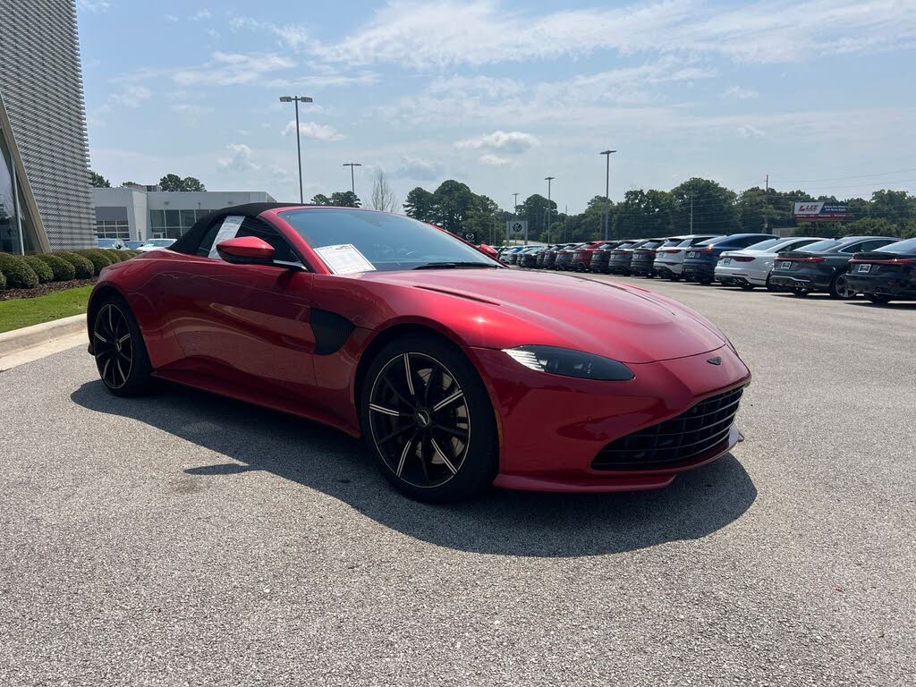 2021 Aston Martin Vantage Convertible RWD photo 3