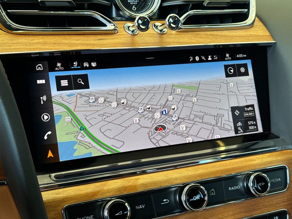 2023 Bentley Bentayga Azure V8 AWD photo 21