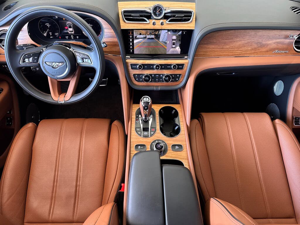 2023 Bentley Bentayga Azure V8 AWD photo 4