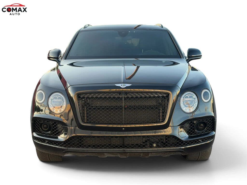 2017 Bentley Bentayga W12 AWD photo 3