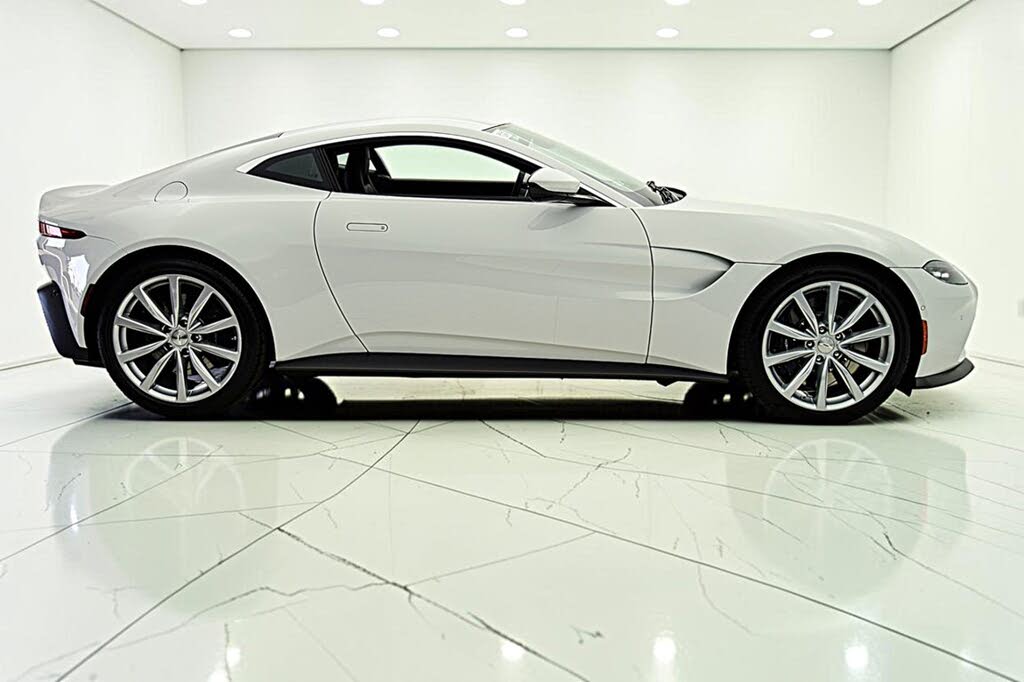 2023 Aston Martin Vantage V8 Coupe RWD photo 11