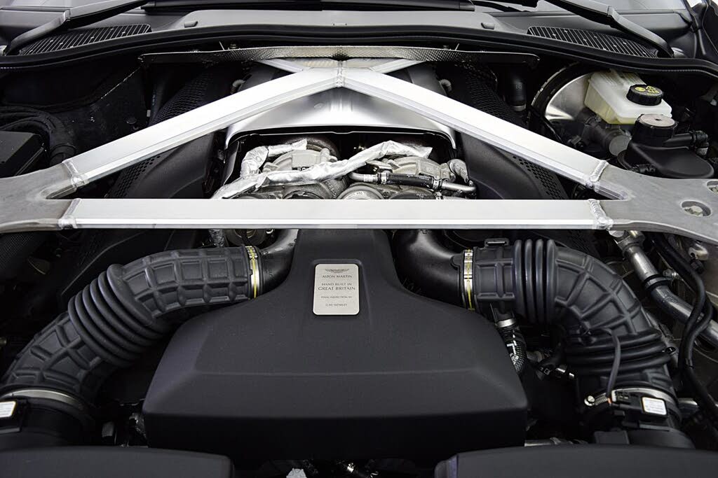 2023 Aston Martin Vantage V8 Coupe RWD photo 19