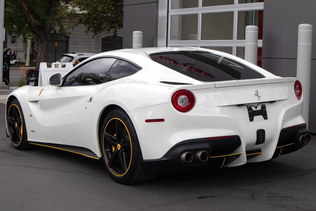 2015 Ferrari F12 Berlinetta Coupe photo 3