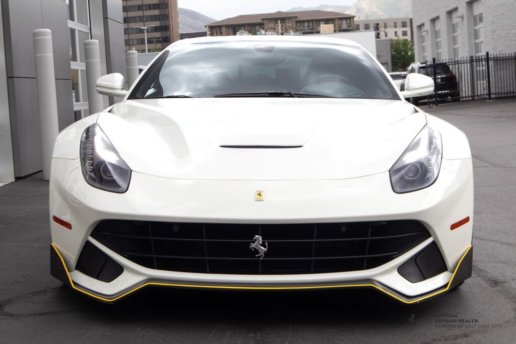 2015 Ferrari F12 Berlinetta Coupe photo 9