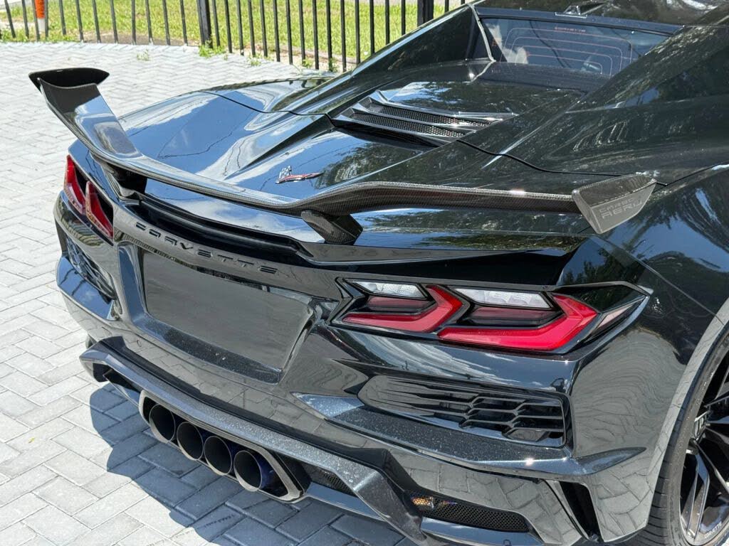2025 Chevrolet Corvette Z06 3LZ Convertible RWD photo 11