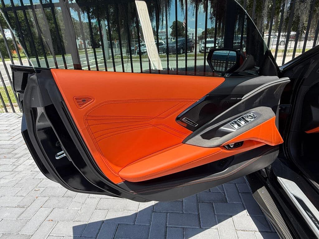 2025 Chevrolet Corvette Z06 3LZ Convertible RWD photo 19