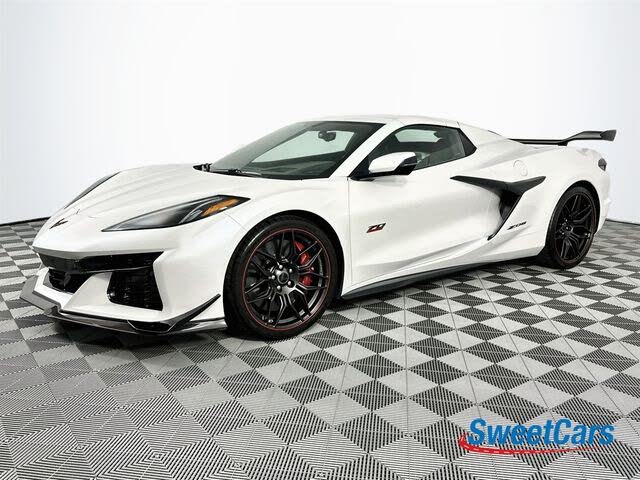 2023 Chevrolet Corvette Z06 3LZ Convertible RWD photo 11
