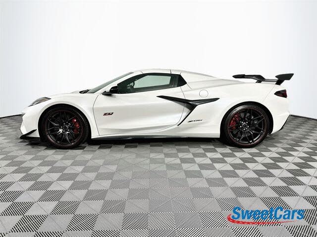 2023 Chevrolet Corvette Z06 3LZ Convertible RWD photo 12