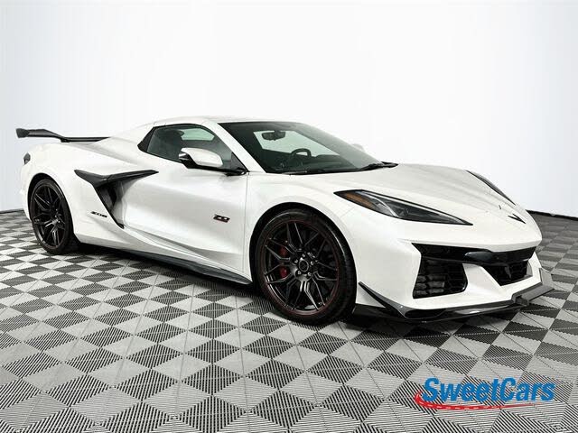 2023 Chevrolet Corvette Z06 3LZ Convertible RWD photo 9
