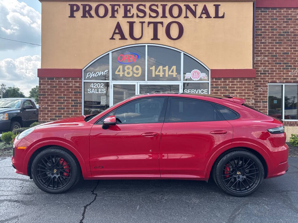 2022 Porsche Cayenne Coupe GTS AWD