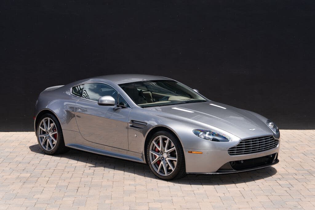 2012 Aston Martin V8 Vantage S Coupe RWD