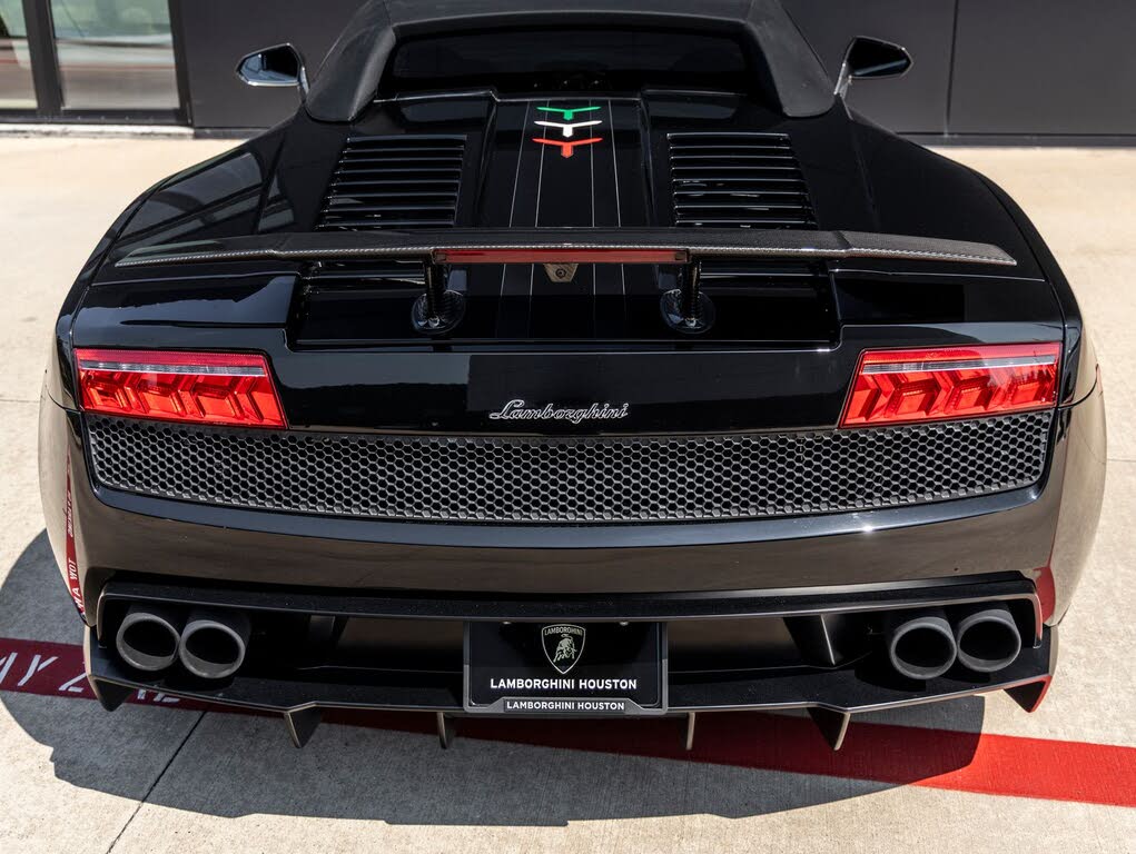 2012 Lamborghini Gallardo LP 570-4 Performante Spyder AWD photo 16
