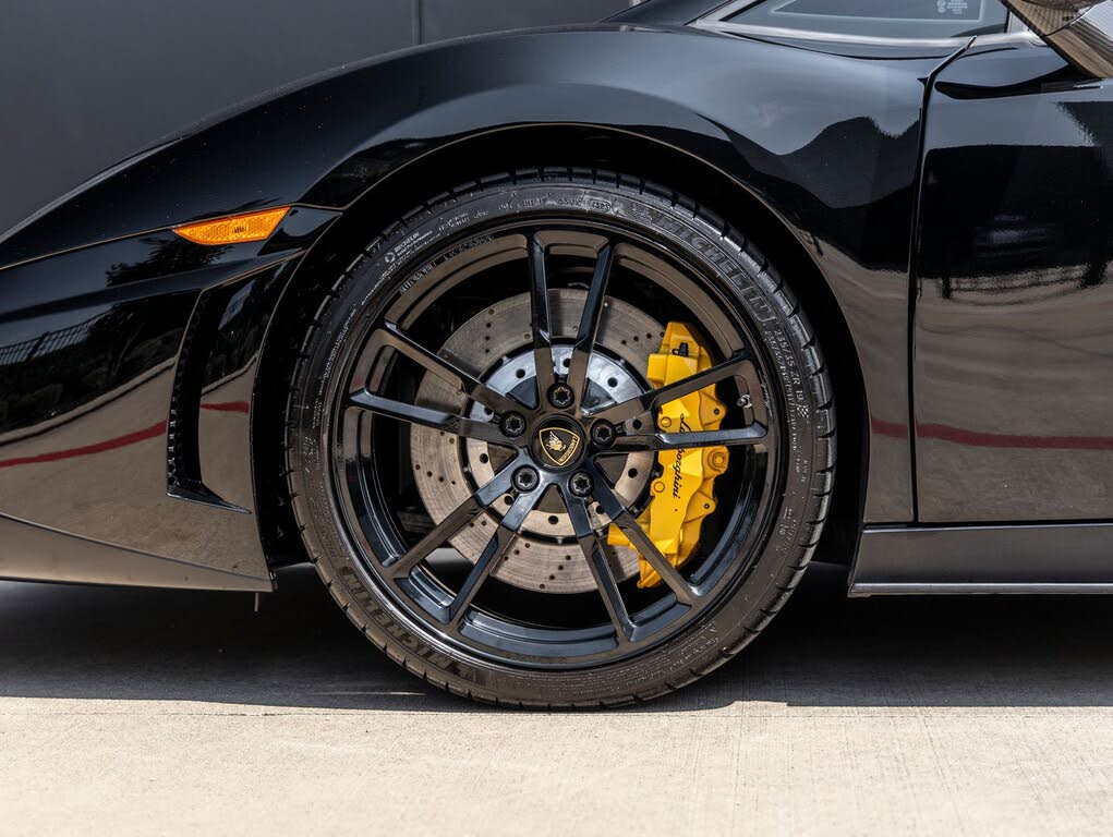 2012 Lamborghini Gallardo LP 570-4 Performante Spyder AWD photo 20