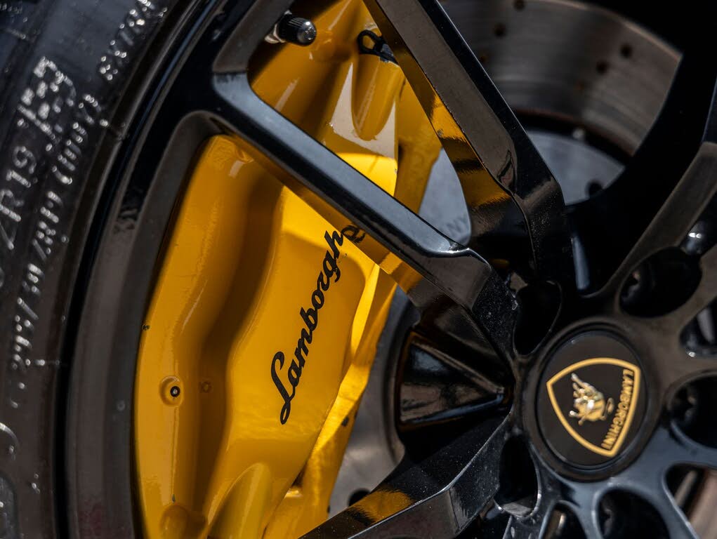 2012 Lamborghini Gallardo LP 570-4 Performante Spyder AWD photo 23