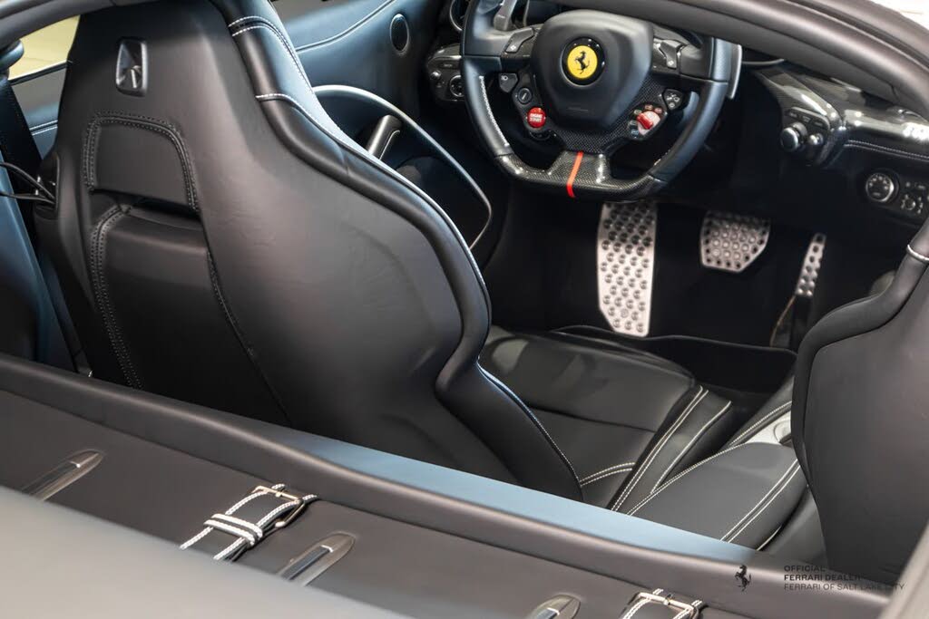 2017 Ferrari F12 Berlinetta Coupe photo 6