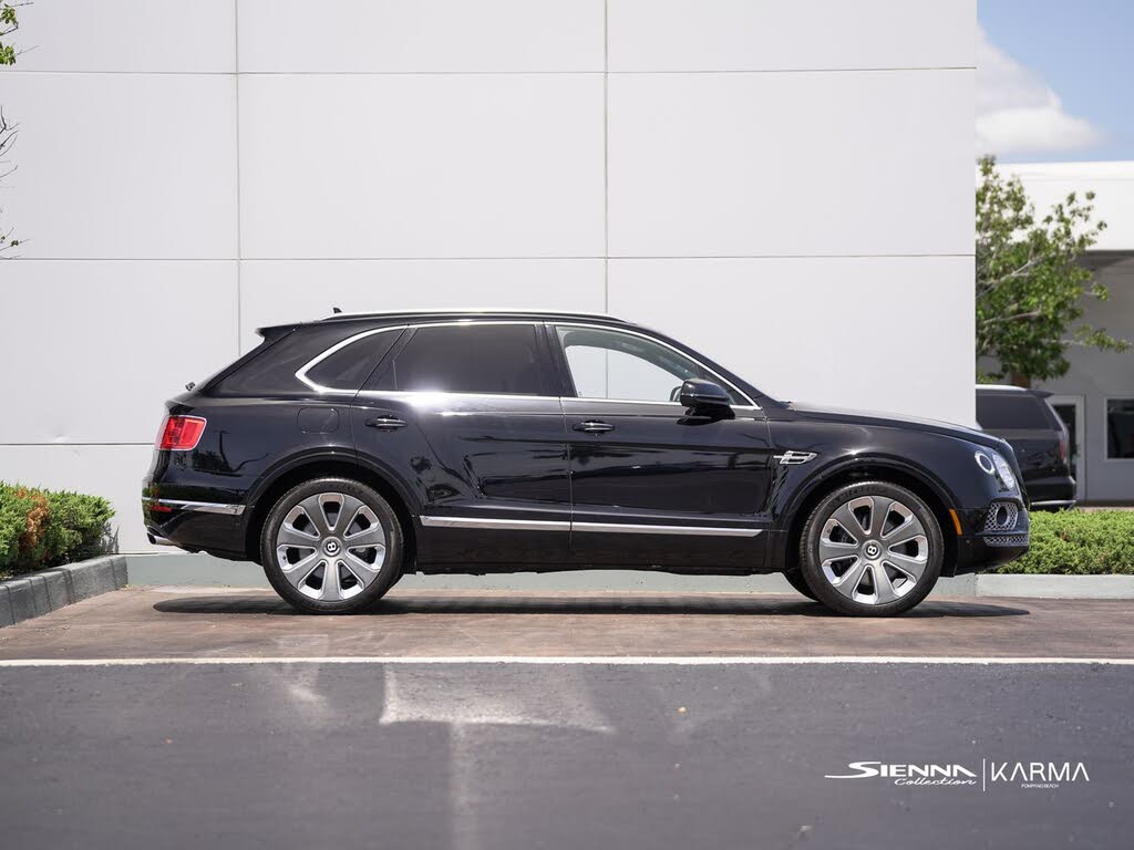 2018 Bentley Bentayga W12 Mulliner AWD photo 4