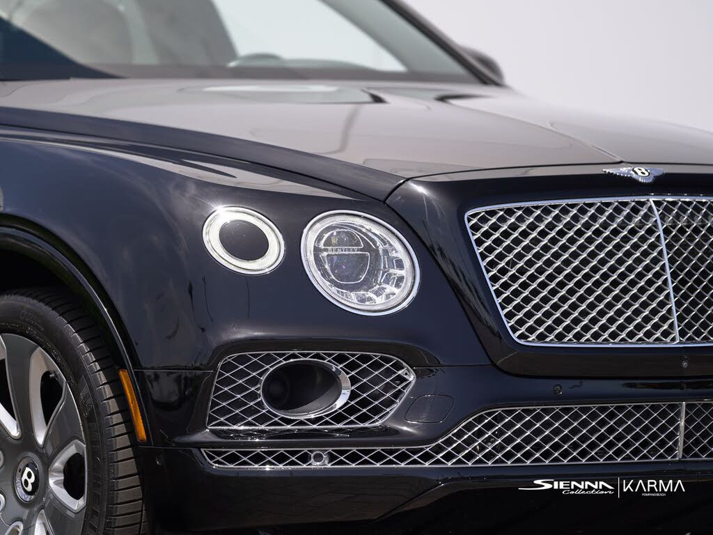 2018 Bentley Bentayga W12 Mulliner AWD photo 10