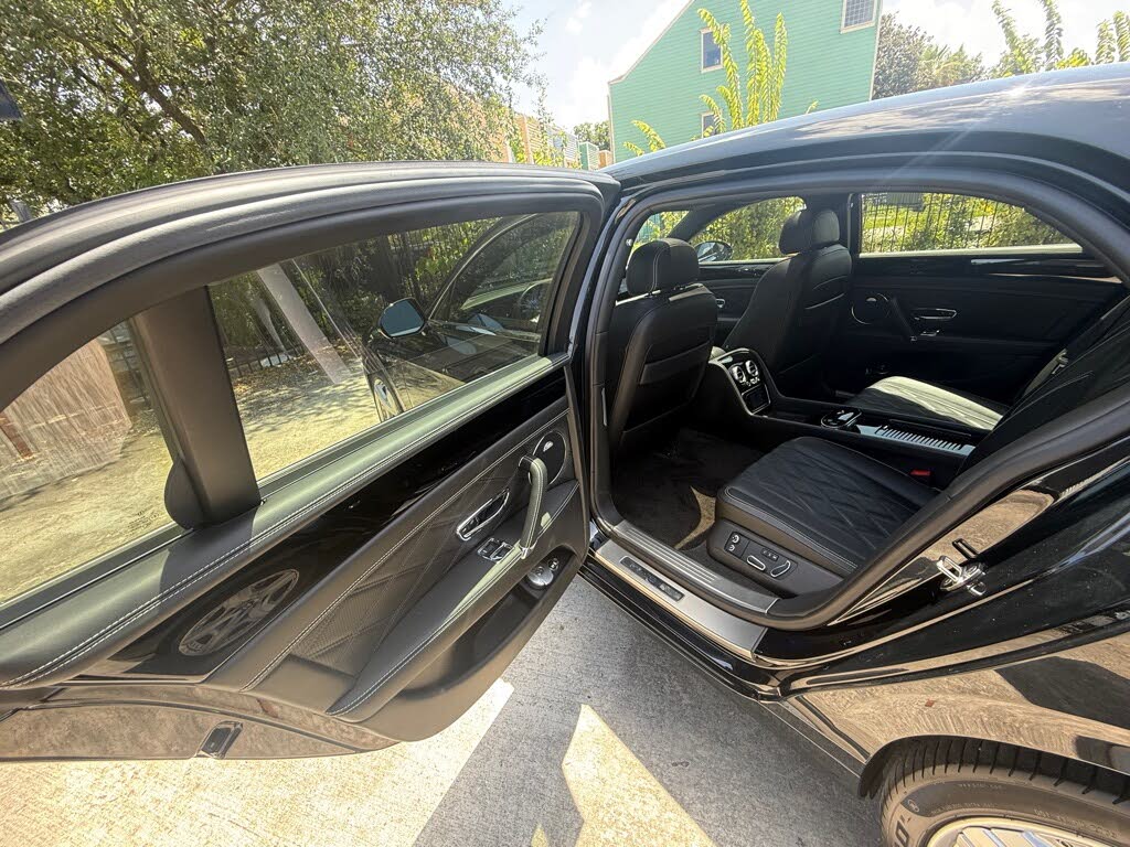 2014 Bentley Flying Spur W12 AWD photo 19