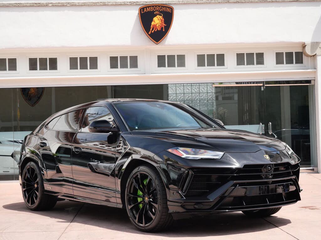 2024 Lamborghini Urus S AWD