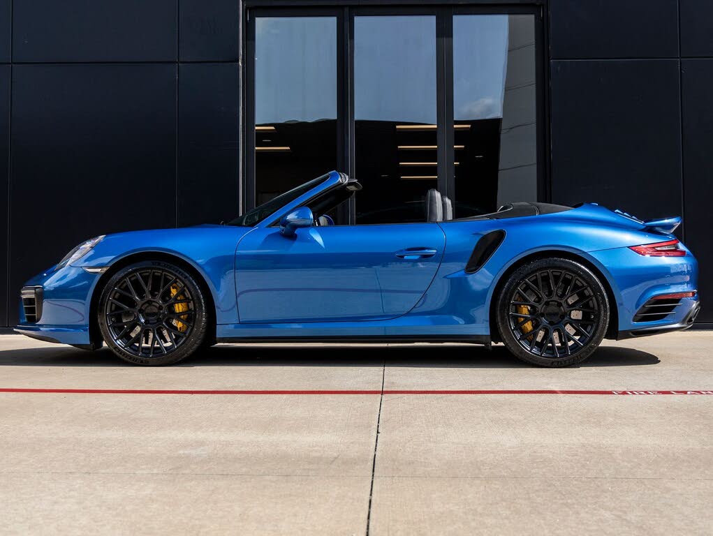 2017 Porsche 911 Turbo S Cabriolet AWD photo 2 of 24