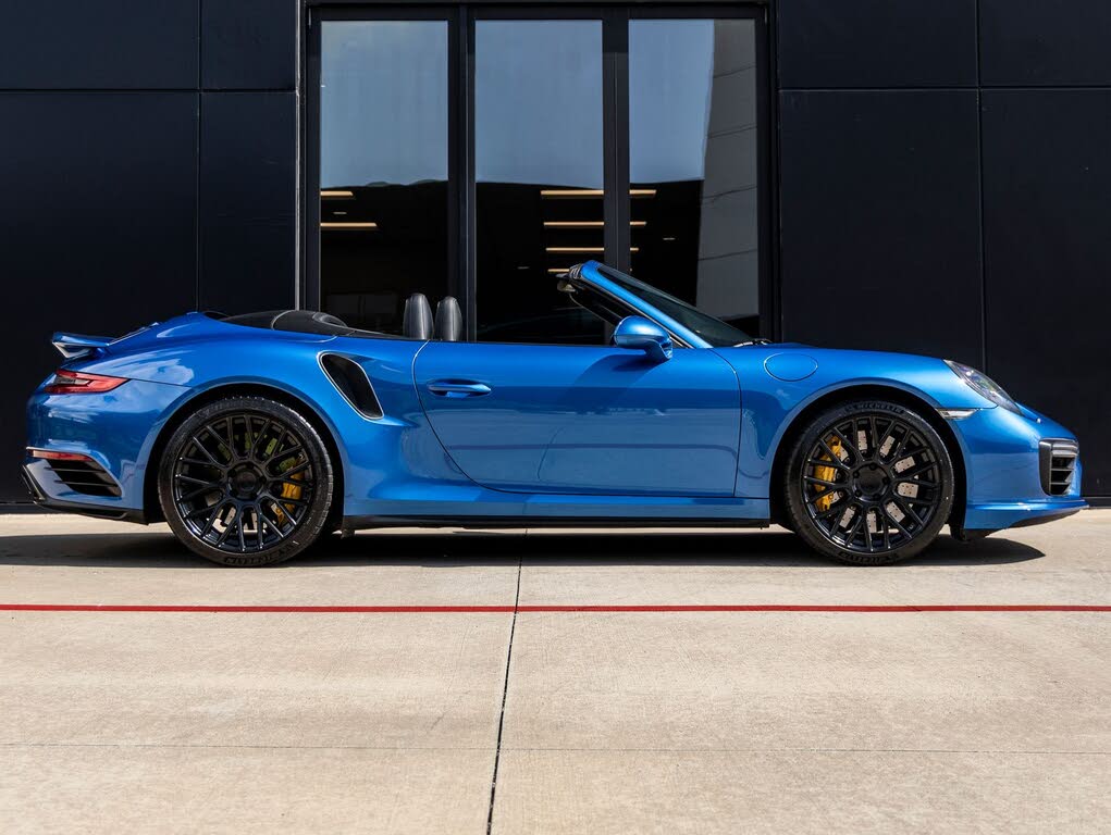 2017 Porsche 911 Turbo S Cabriolet AWD photo 13 of 24