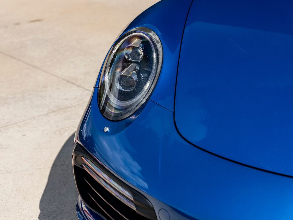 2017 Porsche 911 Turbo S Cabriolet AWD photo 20 of 24