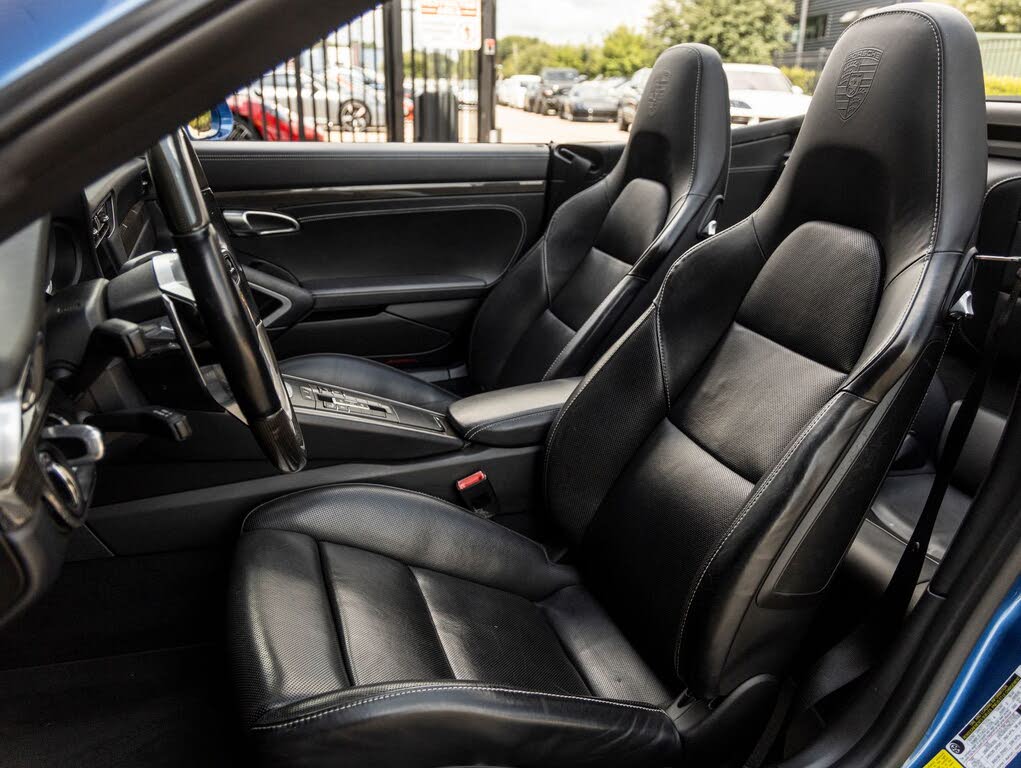 2017 Porsche 911 Turbo S Cabriolet AWD photo 5 of 24