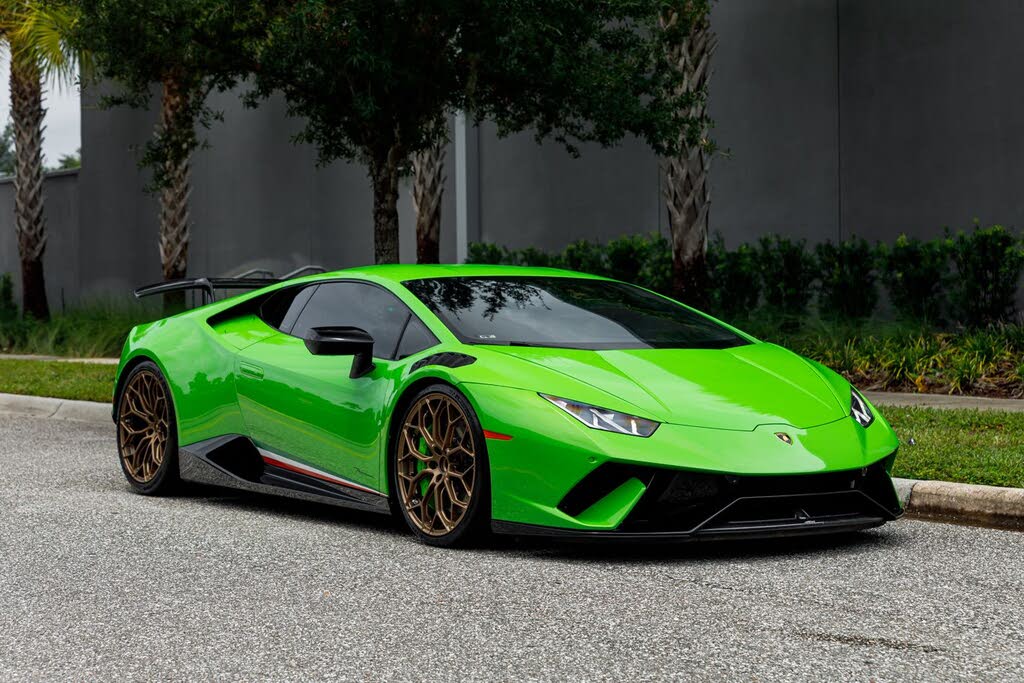 2018 Lamborghini Huracan LP 640-4 Performante Coupe AWD - $349,990