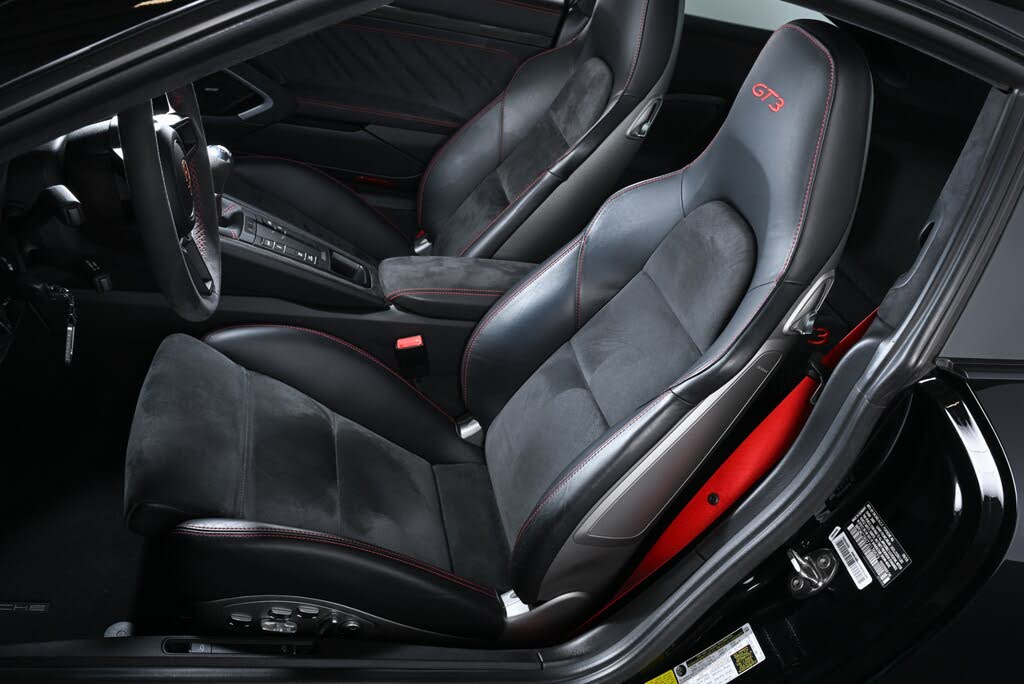 2018 Porsche 911 GT3 Coupe RWD photo 6