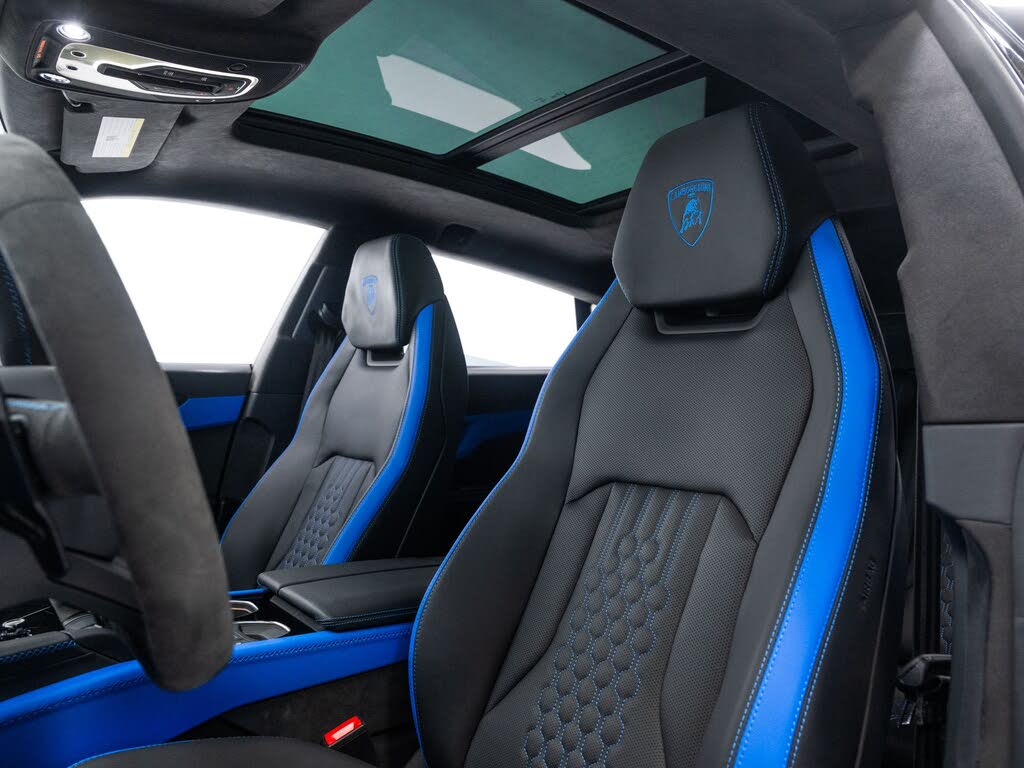 2025 Lamborghini Urus SE AWD photo 15