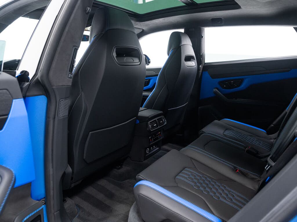 2025 Lamborghini Urus SE AWD photo 24