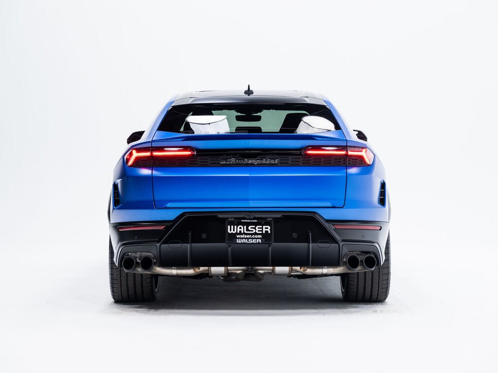 2025 Lamborghini Urus SE AWD photo 4