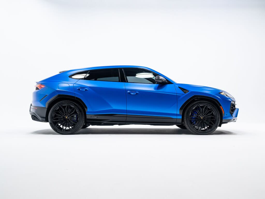 2025 Lamborghini Urus SE AWD photo 6
